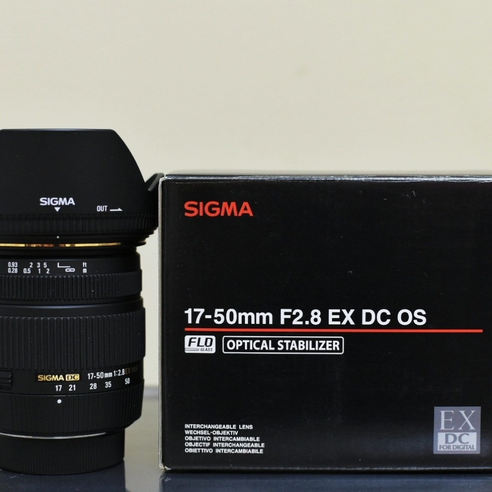Sigma 17-50 F2.8 EX DC OS